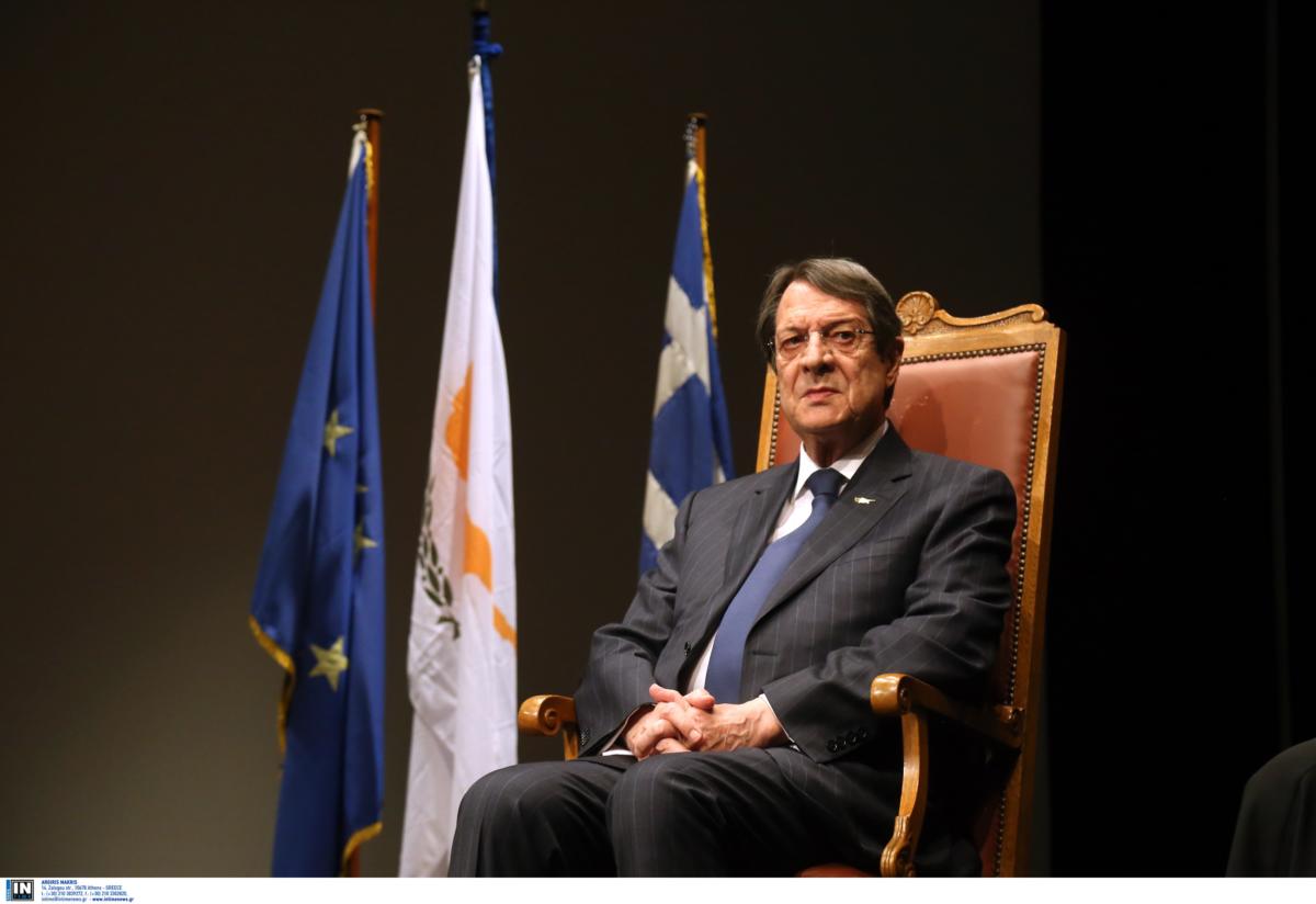 Σε καραντίνα τρεις υπουργοί στην Κύπρο – Συναγερμός στο Προεδρικό Μέγαρο