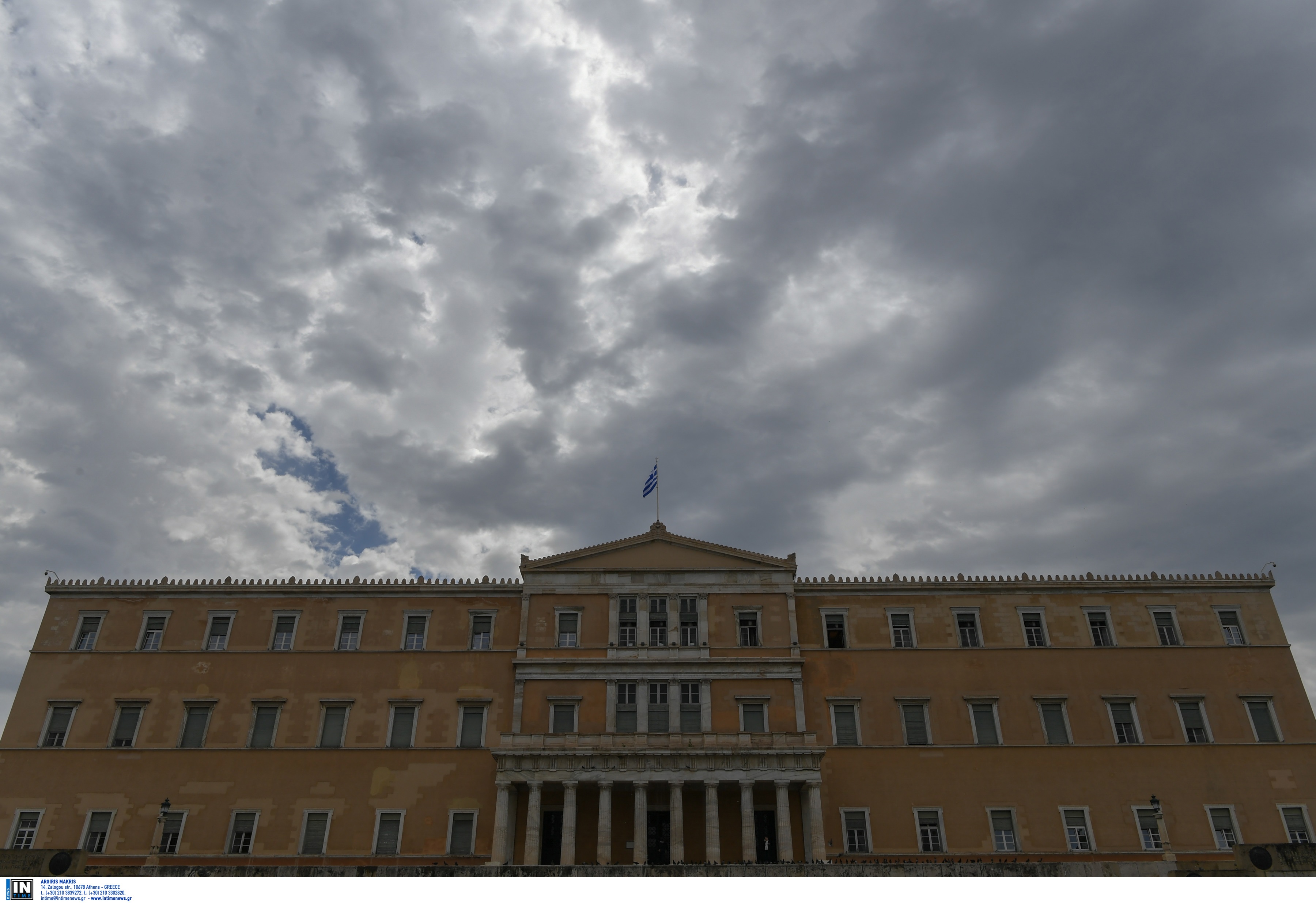 Καιρός σήμερα: Η “Διδώ” είναι εδώ με βροχές, καταιγίδες και χιόνια!