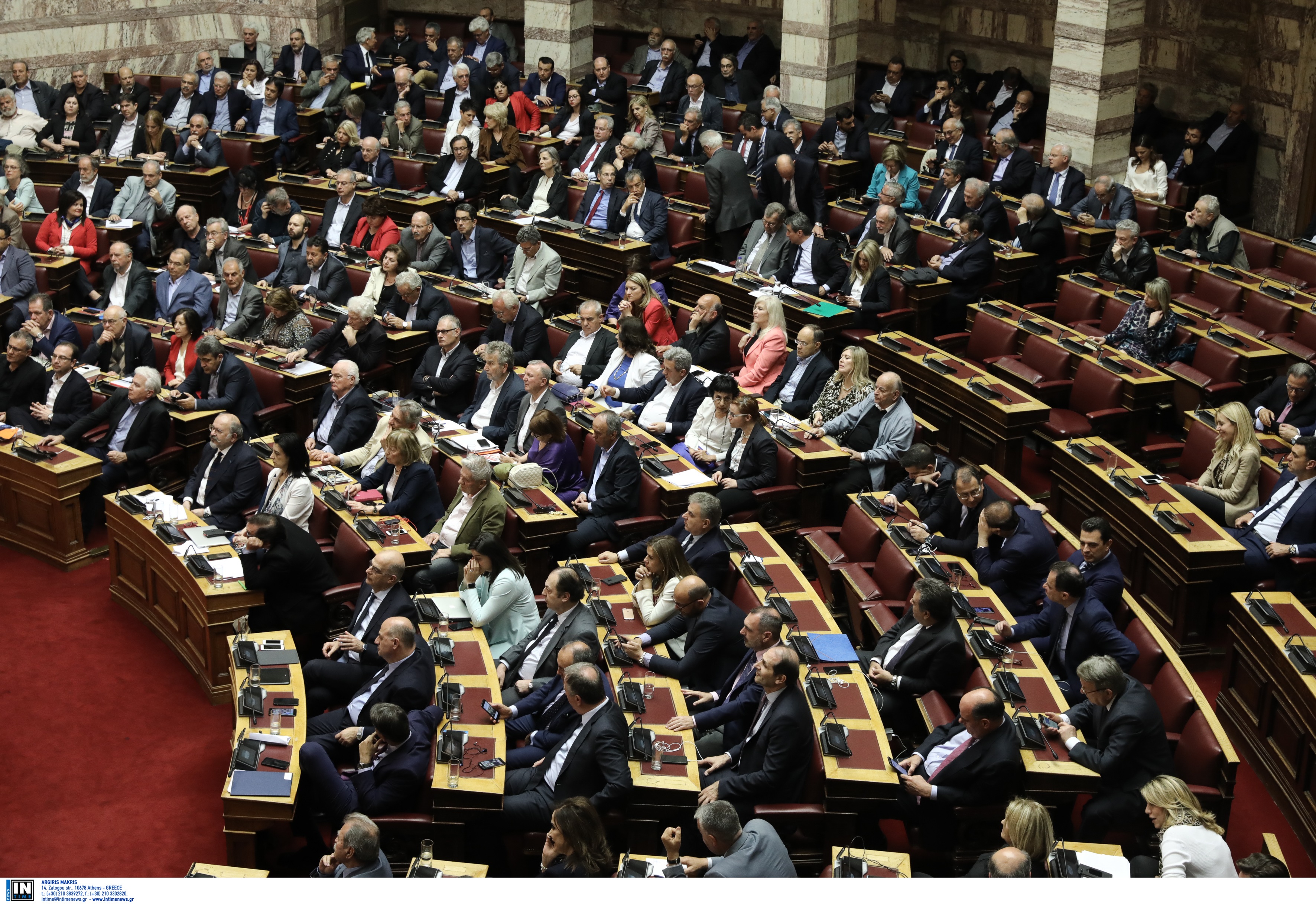 Βουλή: Ώρα αποφάσεων για την ψήφο των αποδήμων