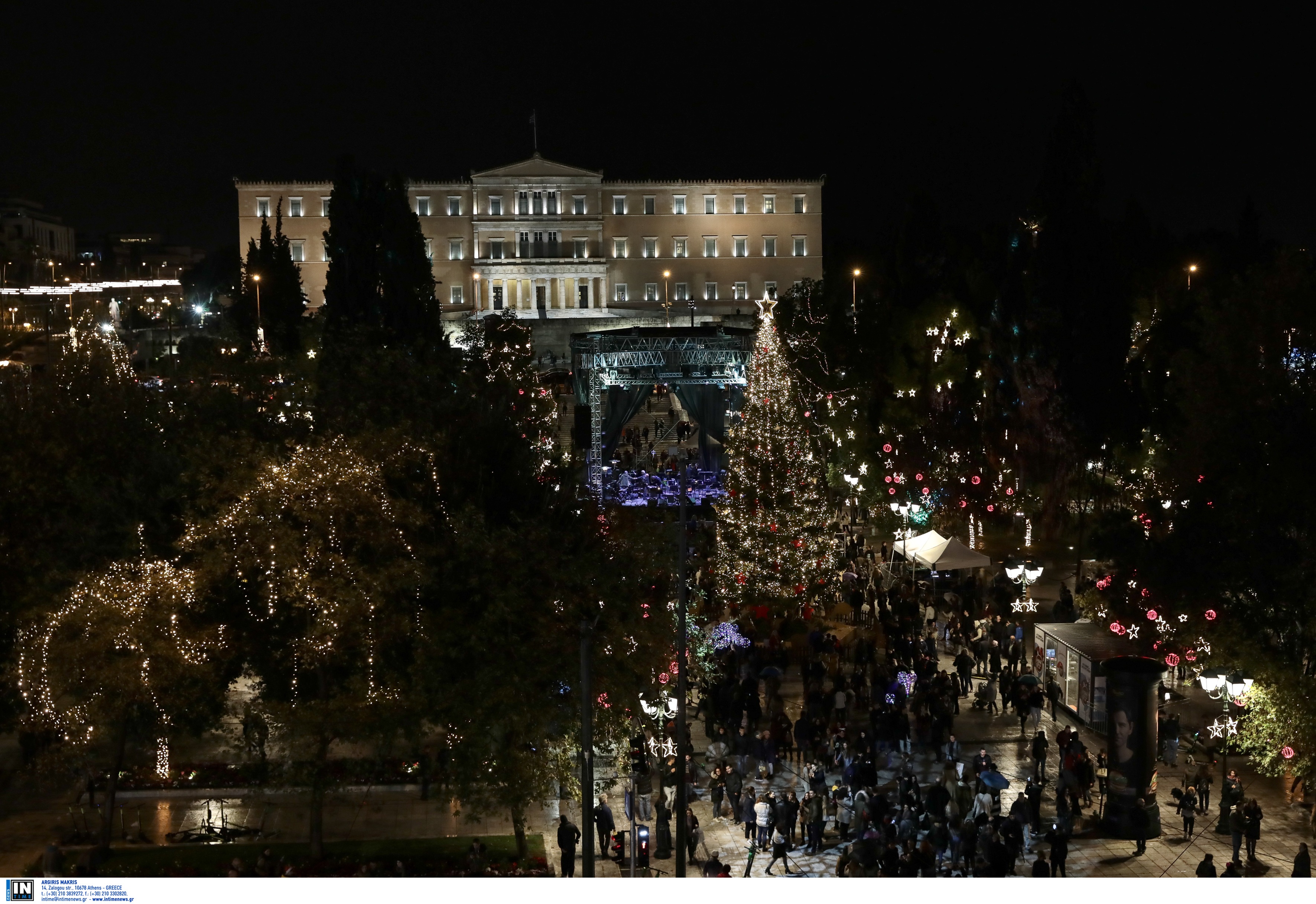 Παραμονή Πρωτοχρονιάς στην Αθήνα: Από τις πιο λαμπερές που έγιναν ποτέ