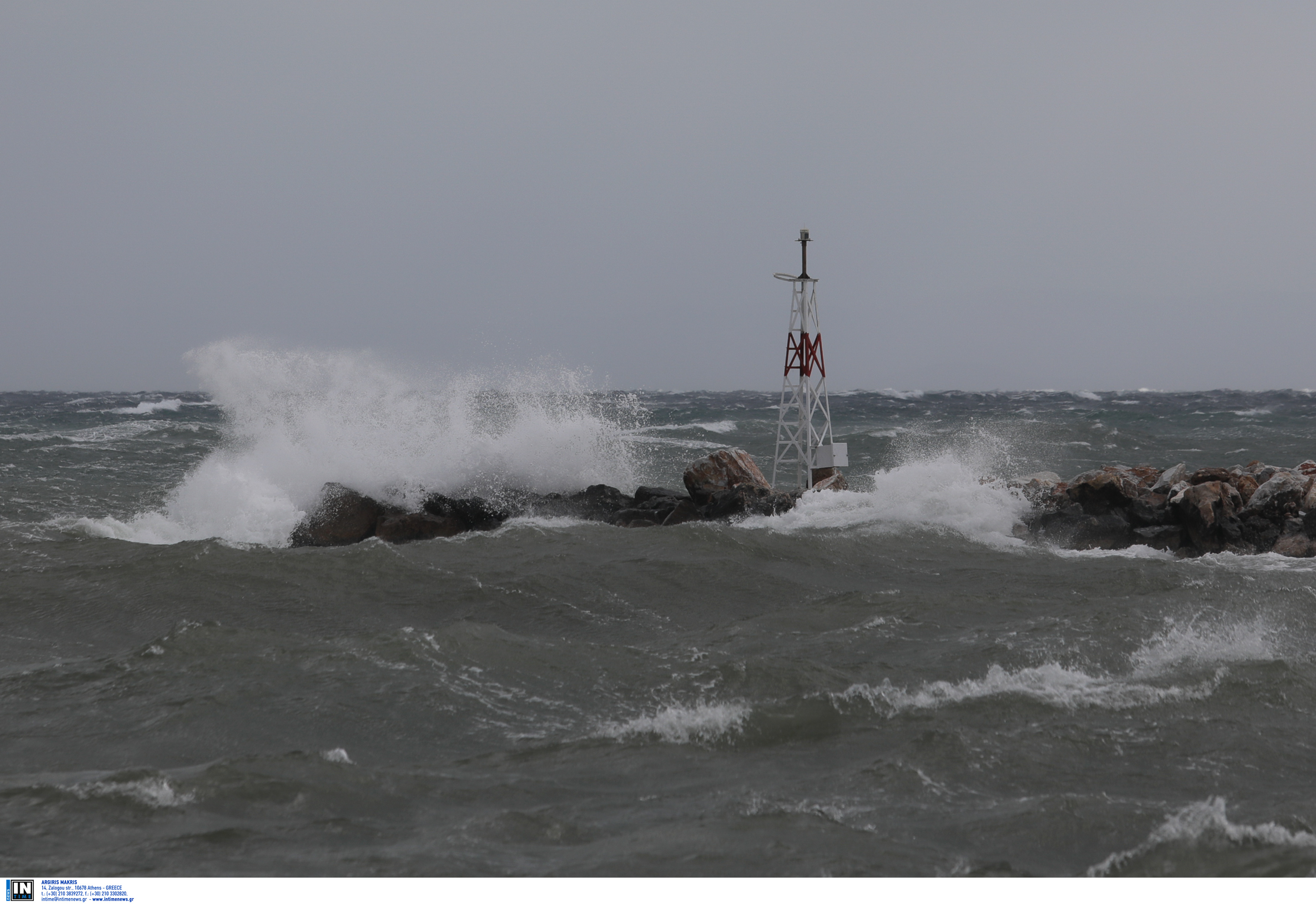 Καιρός: Άνεμοι έως 10 μποφόρ στο Αιγαίο – Ακυρώνονται ακτοπλοϊκά δρομολόγια