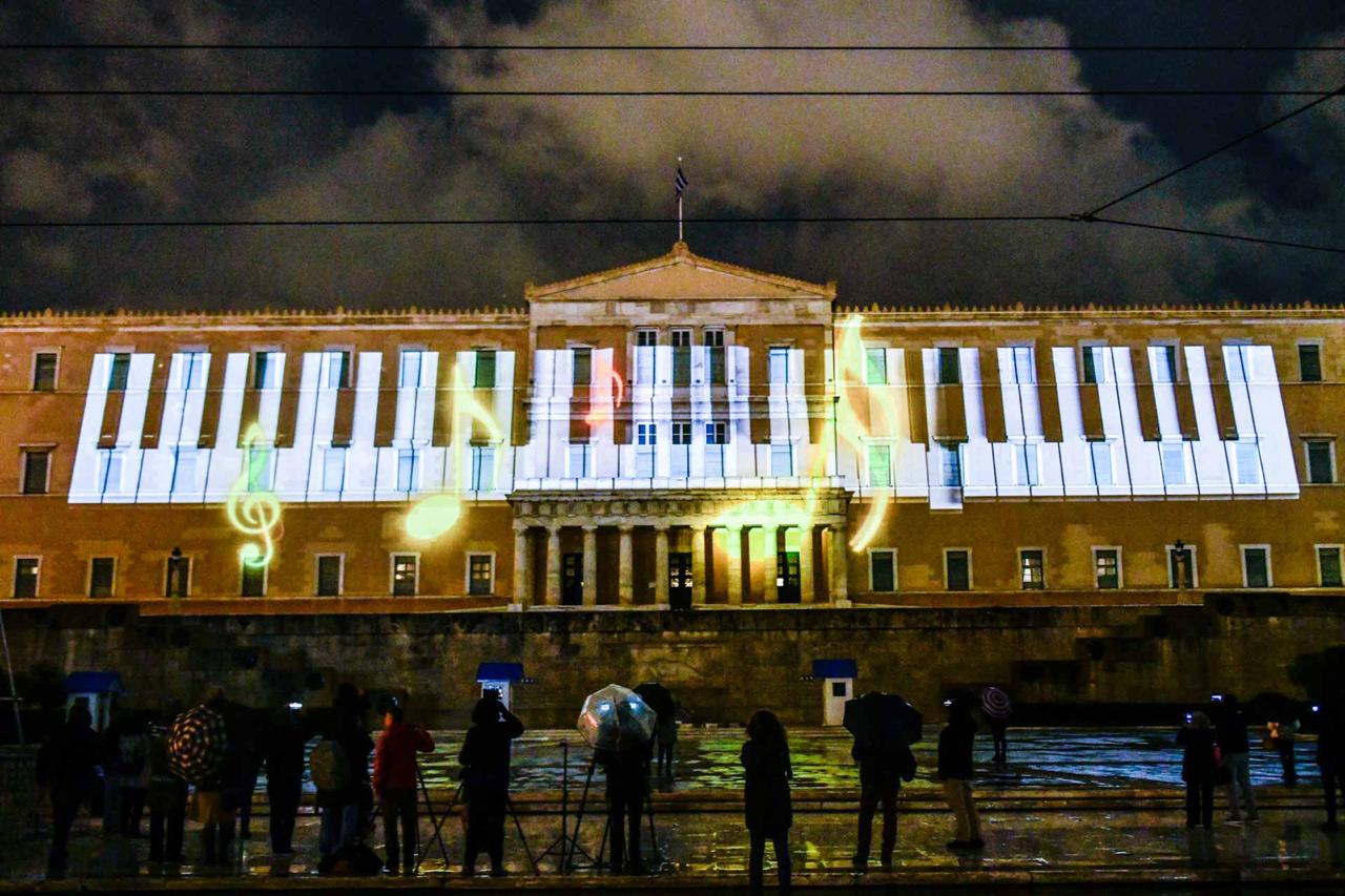 Εκπληκτικό 3D mapping του Δήμου Αθηναίων στη Βουλή