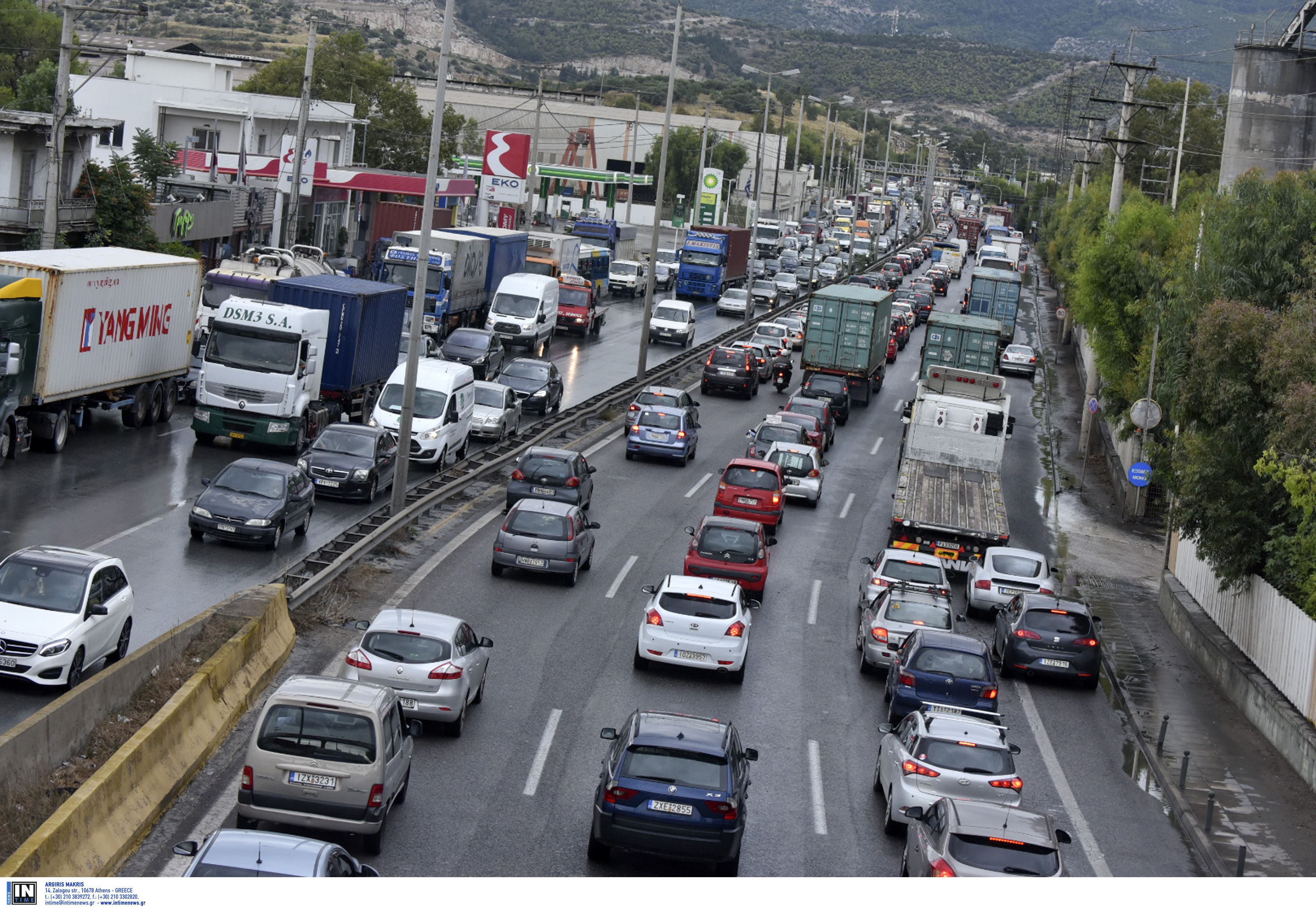 Καραμπόλα με 6 οχήματα στην Αττική Οδό