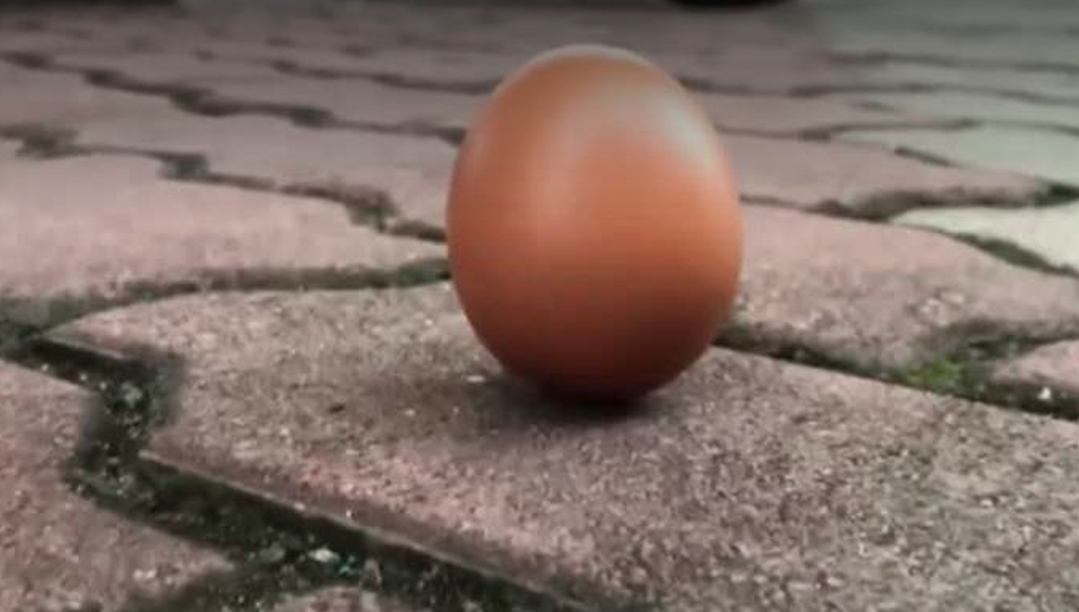Στέκεται όρθιο το αυγό κατά την διάρκεια έκλειψης ηλίου;