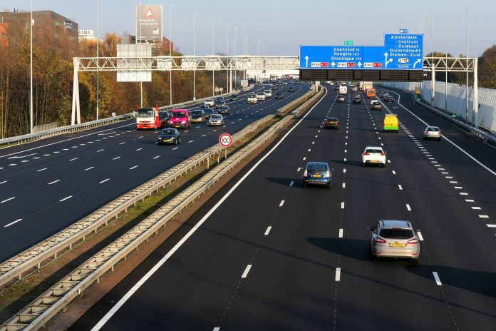 Το είπαν και το έκαναν στην Ολλανδία! Ανώτατο όριο ταχύτητας τα 100 km/h