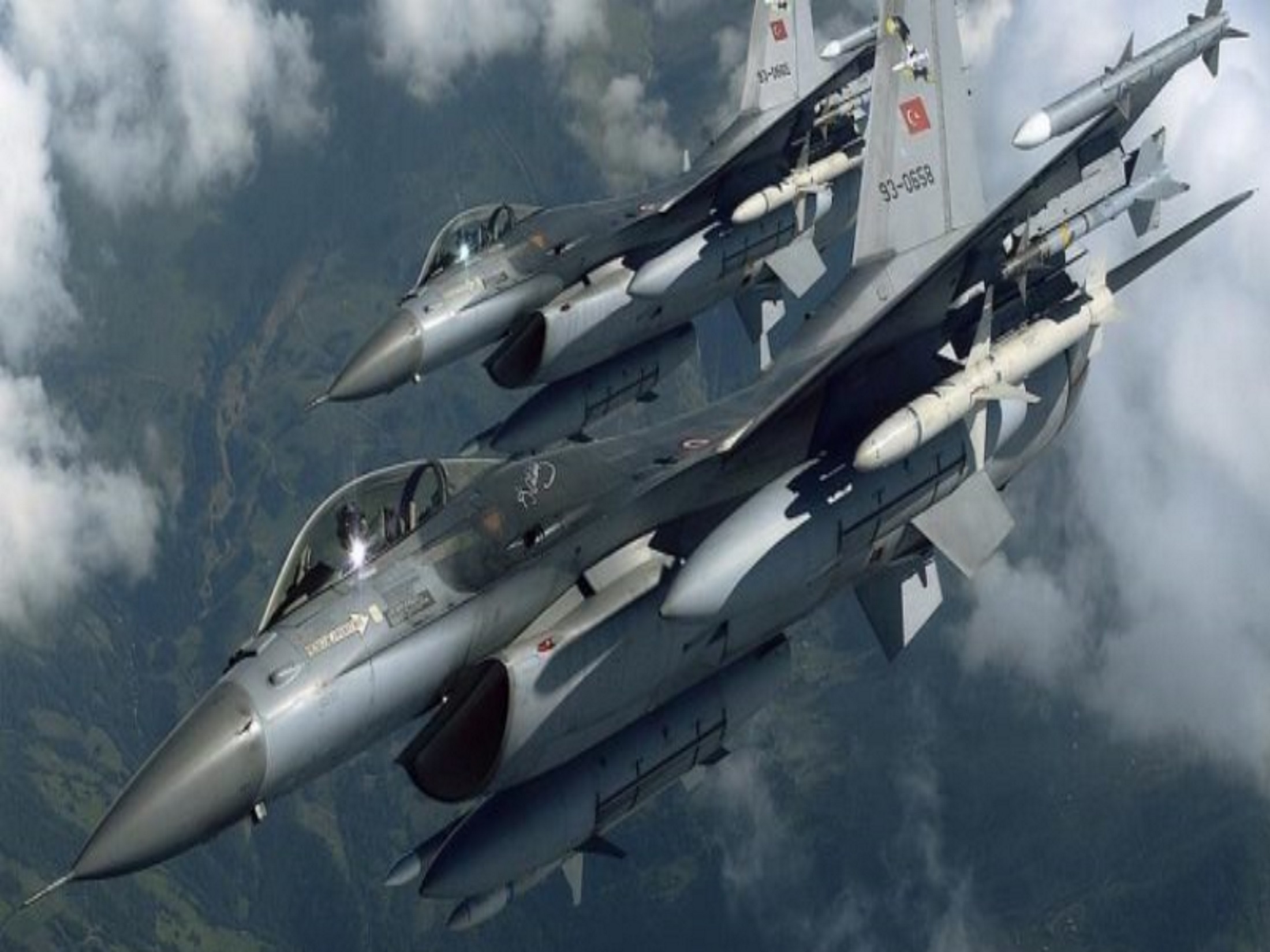 Η Άγκυρα στέλνει οπλισμένα F-16 – Παραβιάσεις και εμπλοκές πάνω από το Αιγαίο!