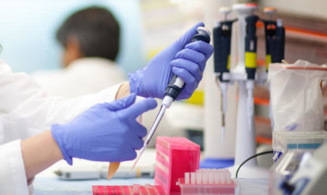 Τσιόδρας για Διφθερίτιδα: Τι αποδεικνύει για τους εμβολιασμούς ο τραγικός θάνατος του 8χρονου – Συνέντευξη με τον λοιμωξιολόγο του ΕΟΔΥ