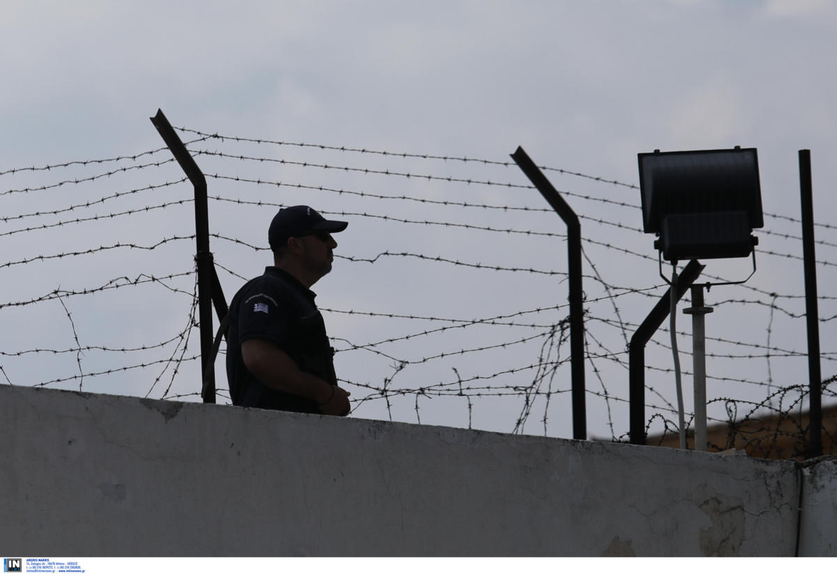 Φυλακές Αυλώνα: Τέσσερις κρατούμενοι ξεκίνησαν την άγρια συμπλοκή με τους 8 τραυματίες