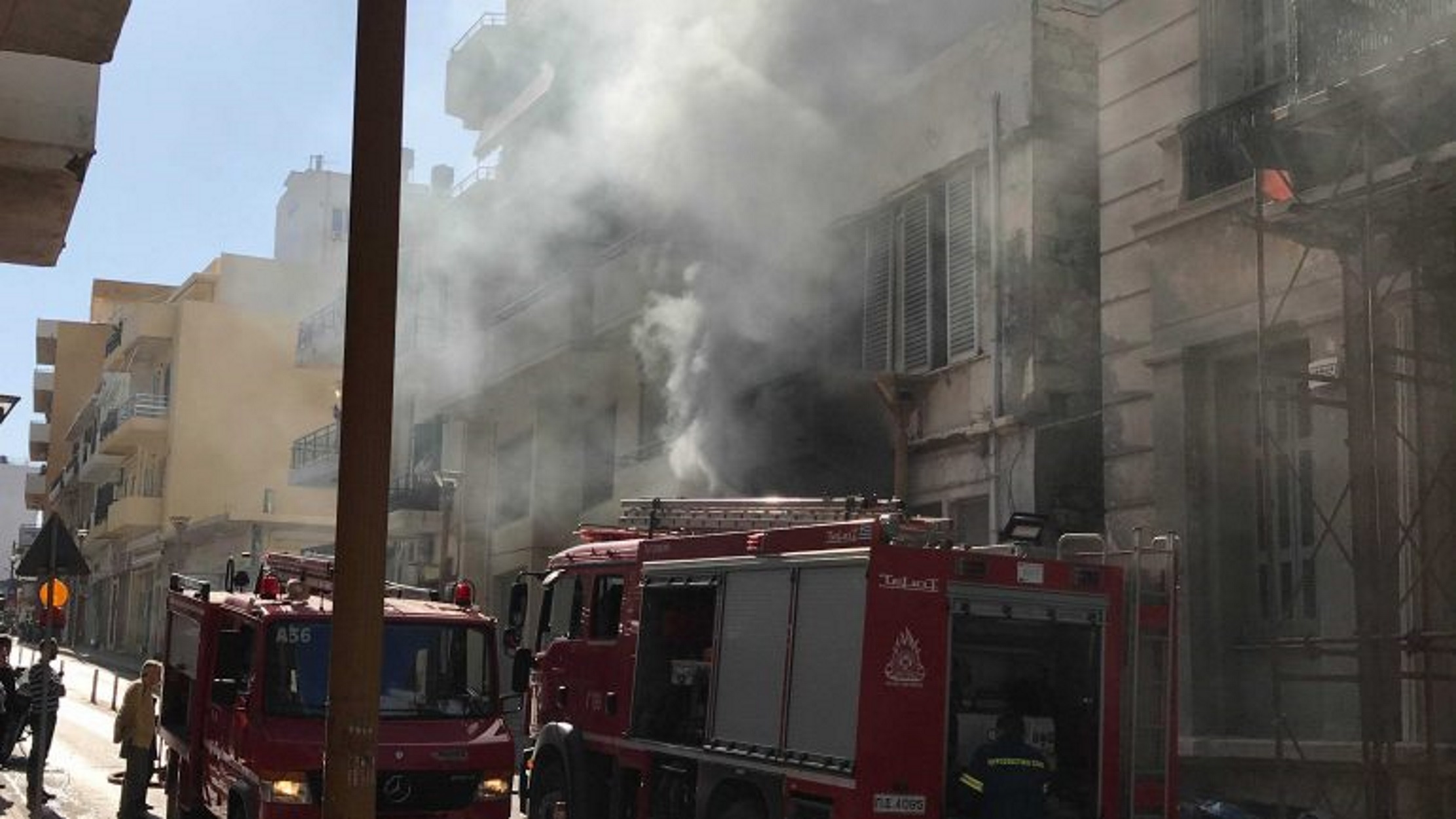 Συναγερμός στην Πυροσβεστική: Φωτιά στο κέντρο του Ηρακλείου! video