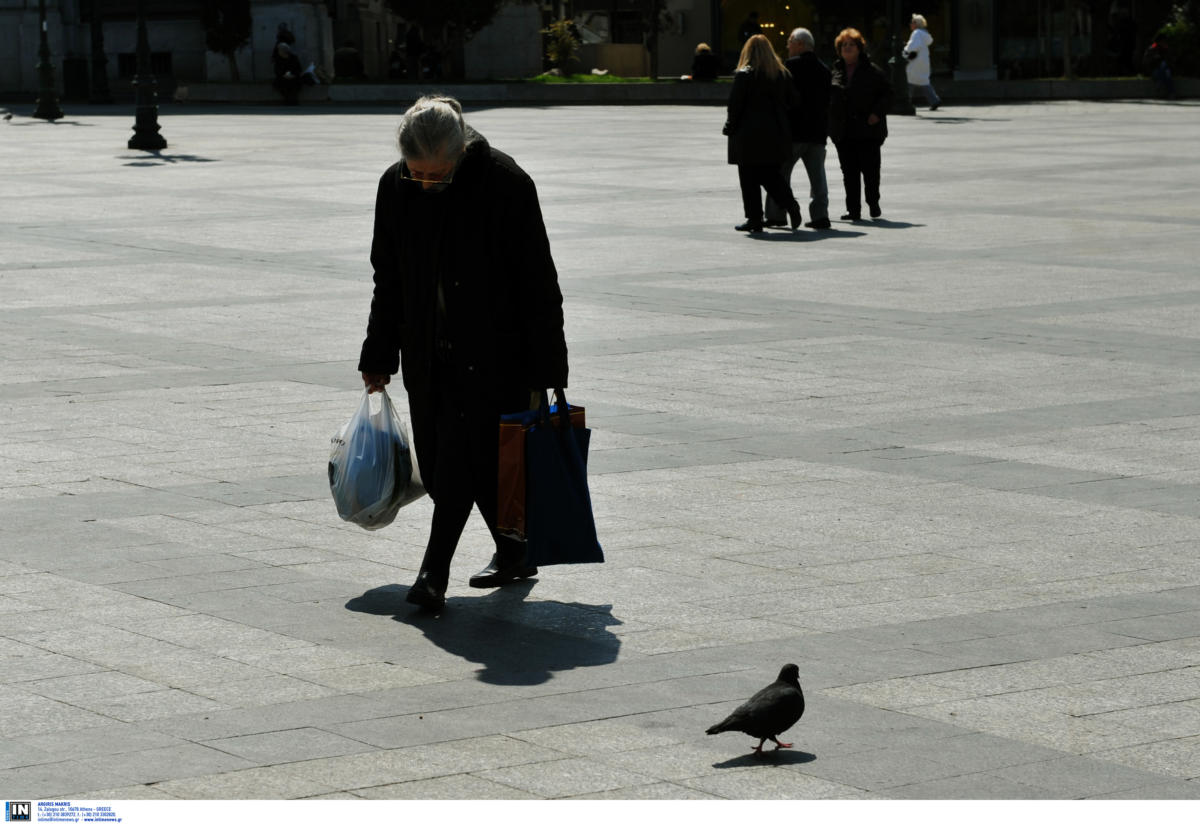 Ωράριο καταστημάτων: Ποια μαγαζιά είναι ανοιχτά σήμερα Δευτέρα του Πάσχα