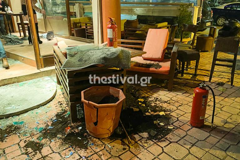 Καλαμαριά: Δύο μαχαιρωμένοι από συμπλοκή οπαδών σε μπαρ! [pics, video]