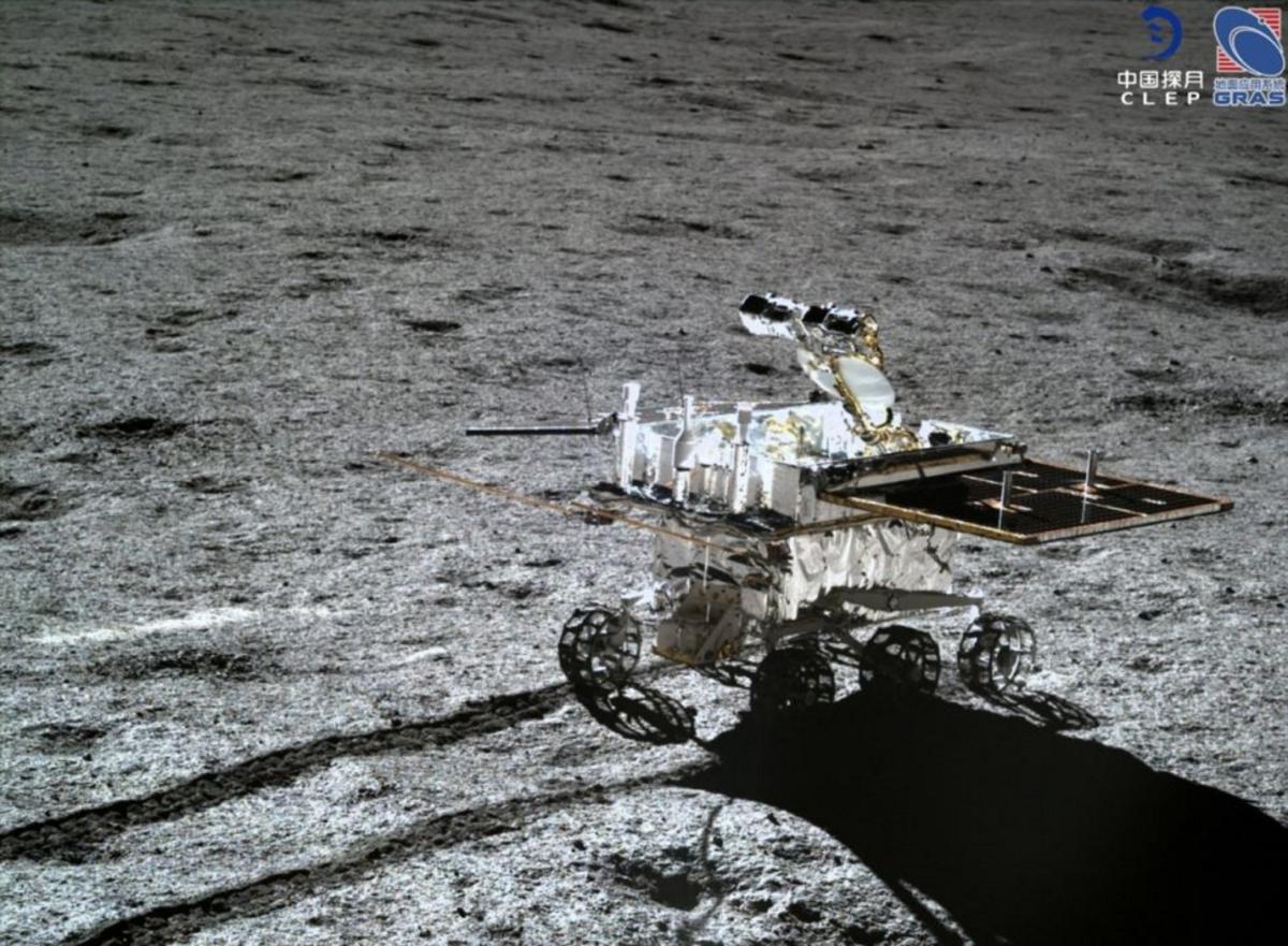 Το κινεζικό ρόβερ YuTu 2 έκανε ρεκόρ για την πιο μακρόχρονη εργασία στη Σελήνη