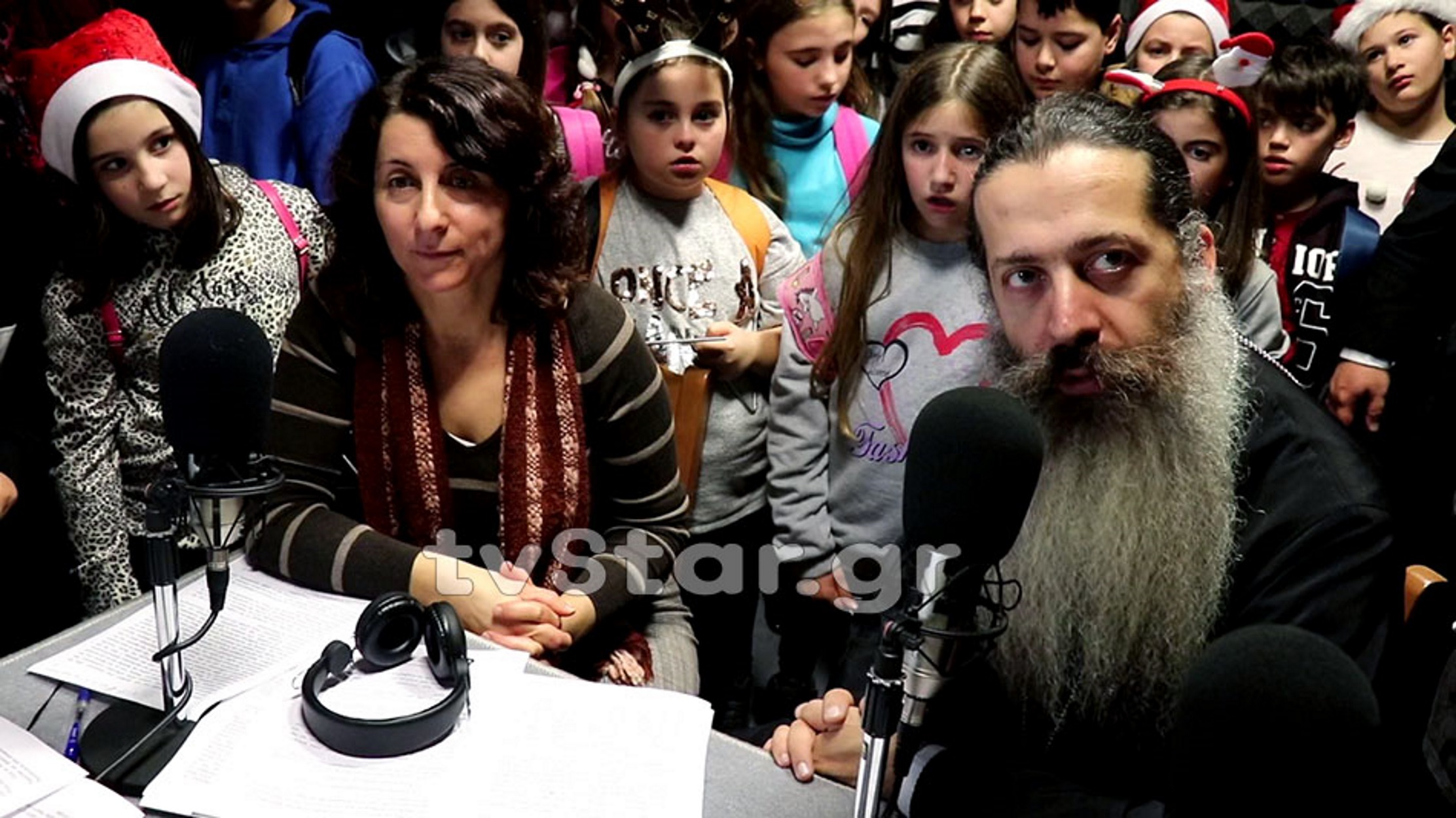 Φθιώτιδα: Μαθητές διέκοψαν το δελτίο ειδήσεων του ραδιοφώνου της Μητρόπολης!