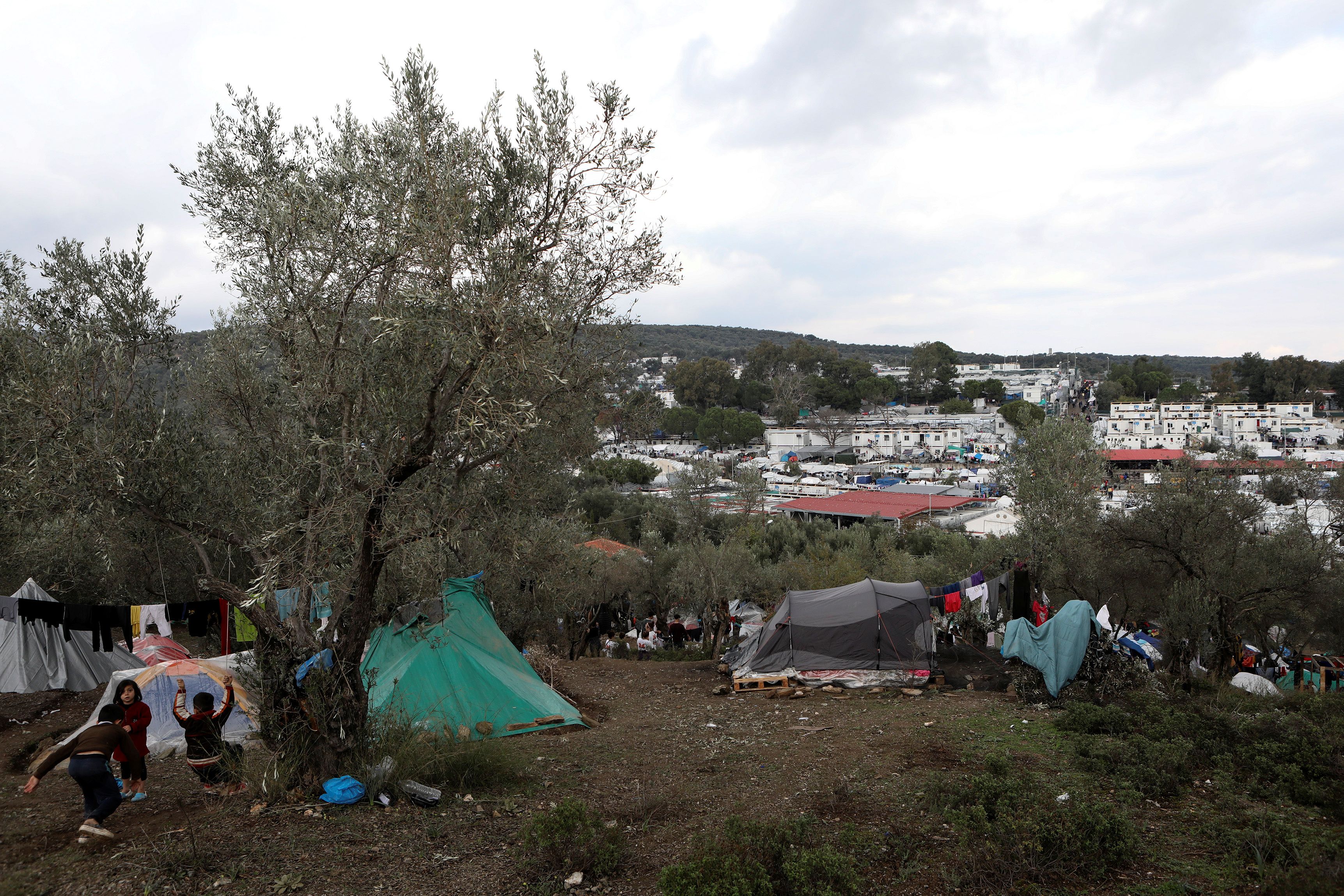 Κύκλωμα παράνομων γνωματεύσεων σε αιτούντες άσυλο στην Μυτιλήνη