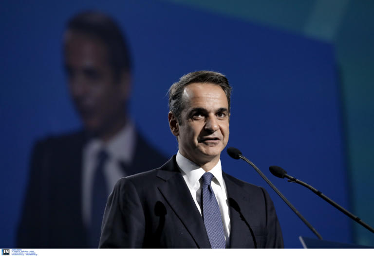 https://www.newsit.gr/wp-content/uploads/2019/12/mitsotakis_synedriond-1-768x527.jpg