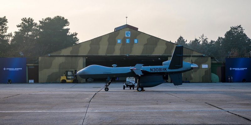 “Αποκαλύπτεται” το dronne MQ-9 ενώπιον της στρατιωτικής ηγεσίας στην 110 Πτέρυγα Μάχης!