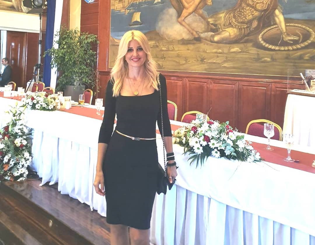 Έλενα Ράπτη: Το συγκινητικό αντίο που αποκάλυψε την άγνωστη πλευρά της!