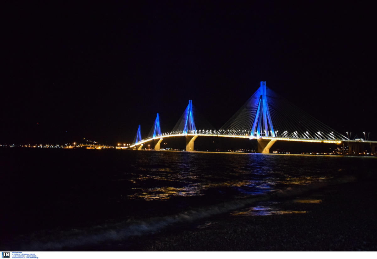 Η φωταγωγημένη γέφυρα Ρίου – Αντιρρίου θα σας κόψει την ανάσα