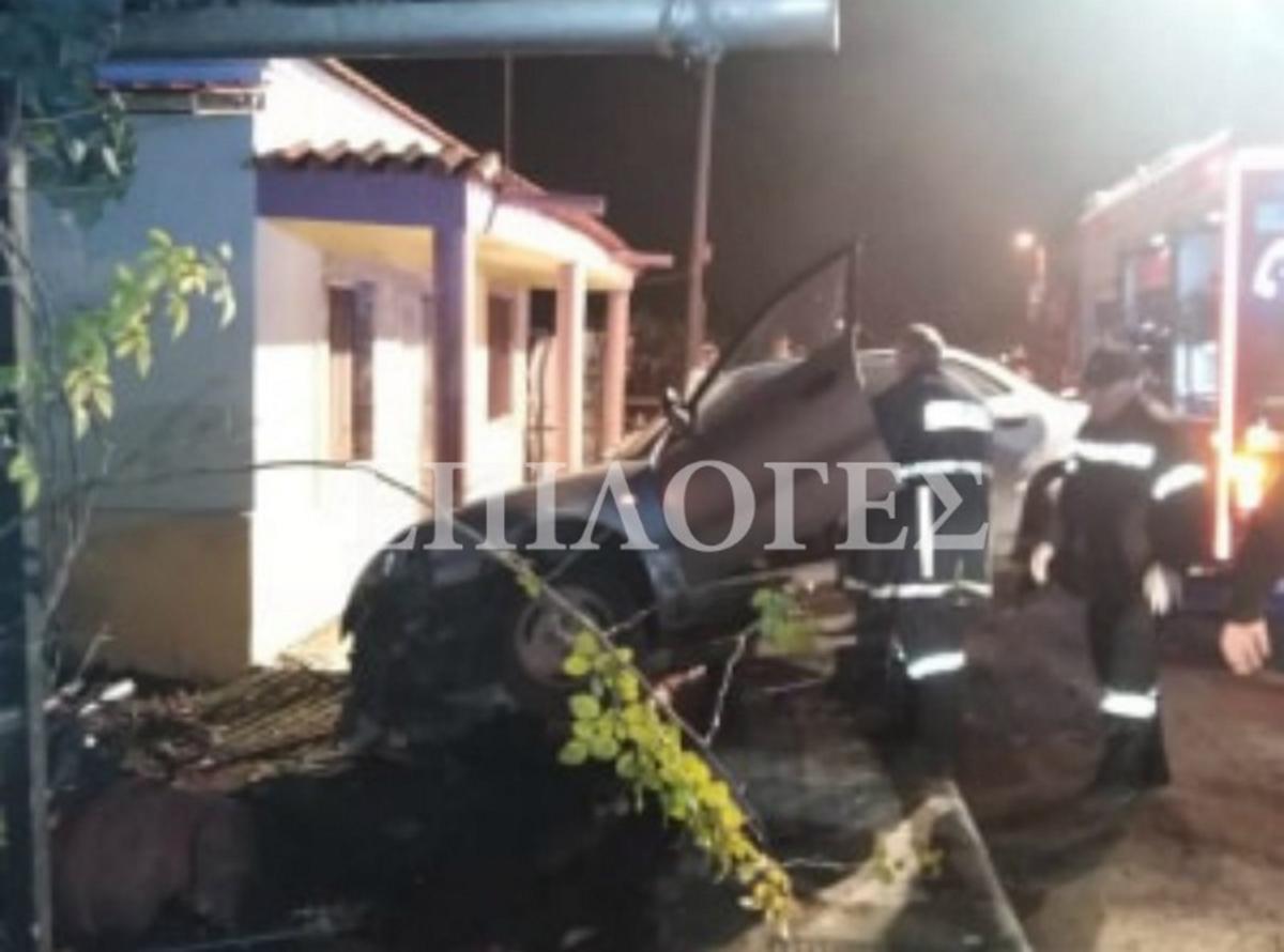 Σέρρες: Αυτοκίνητο βρέθηκε να αιωρείται πάνω από αυλή σπιτιού! Στο νοσοκομείο δύο άτομα