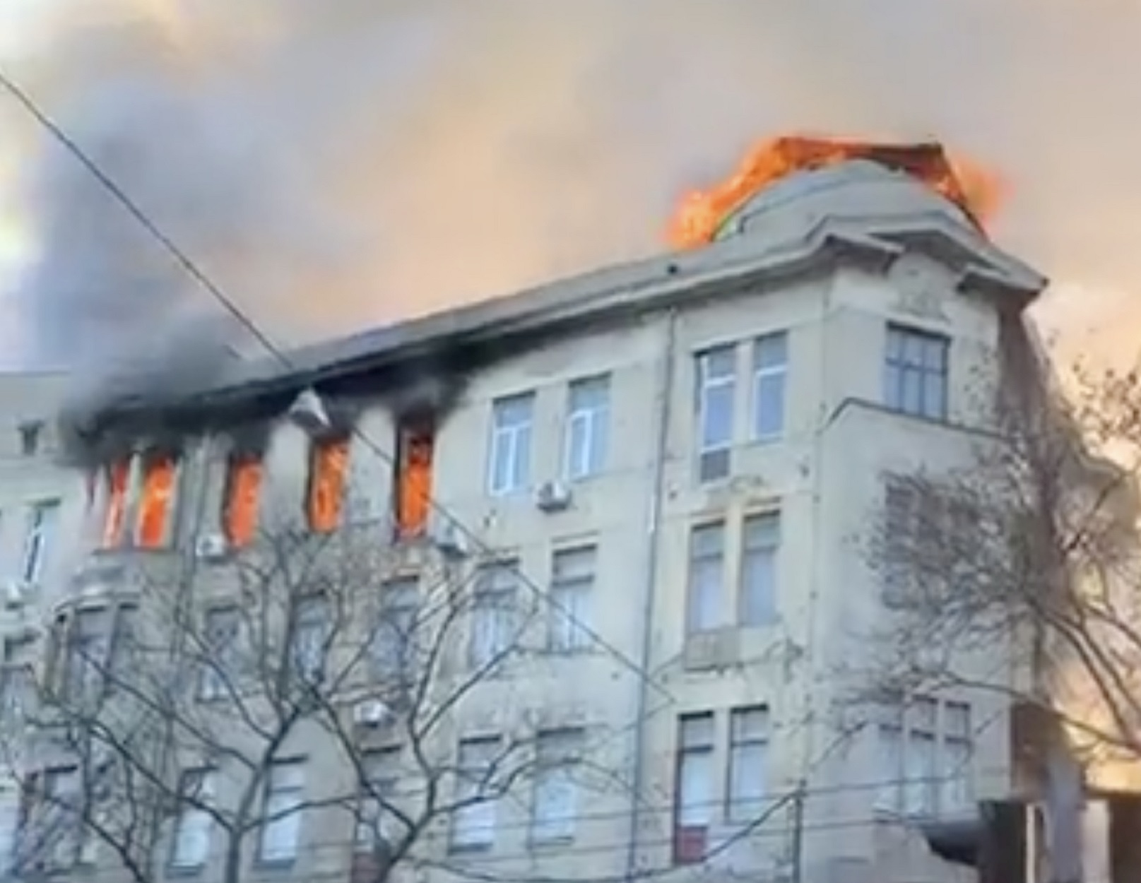 Ουκρανία: 14 άνθρωποι αγνοούνται μετά από πυρκαγιά στην κτίριο στην Οδησσό