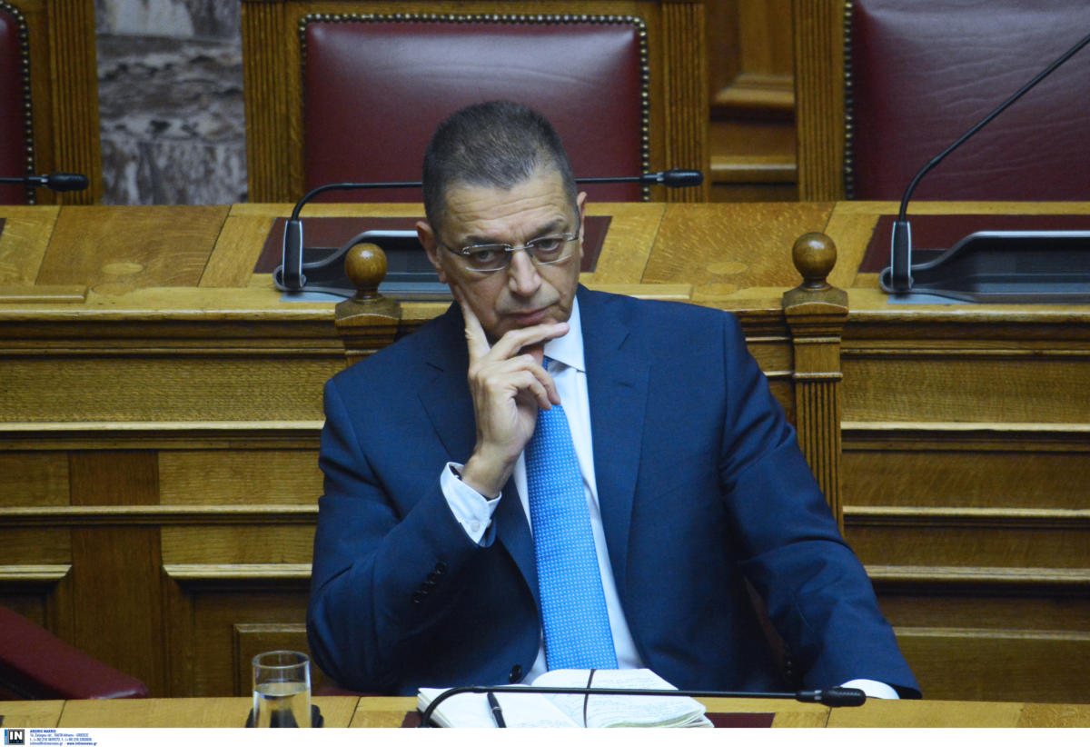 Υπό την εποπτεία Στεφανή τα πλωτά και εναέρια μέσα του Λιμενικού και οι συνοριοφύλακες!