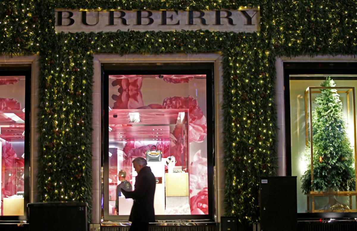 Burberry: Λανσάρει το online game Ratberry με αφορμή τη Χρονιά του Ποντικού