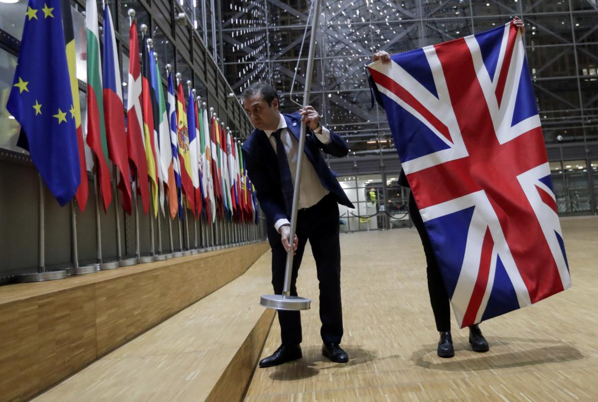 Brexit: Ελεύθερα επαγγελματικά ταξίδια συμφώνησαν Βρετανία και Ελβετία