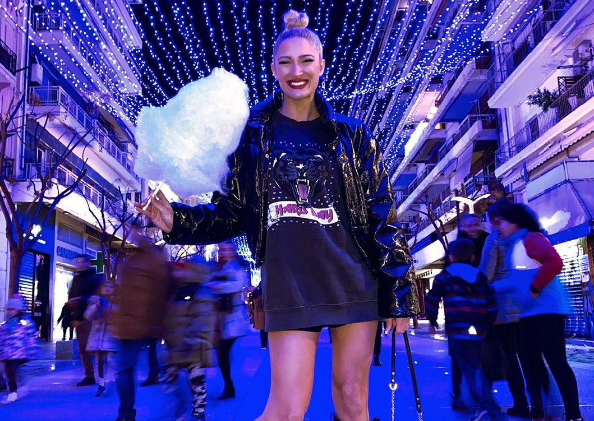 Ιωάννα Τούνη: Η απίθανη φάρσα που της έκαναν – Ούρλιαζε στο κέντρο της Θεσσαλονίκης [video]