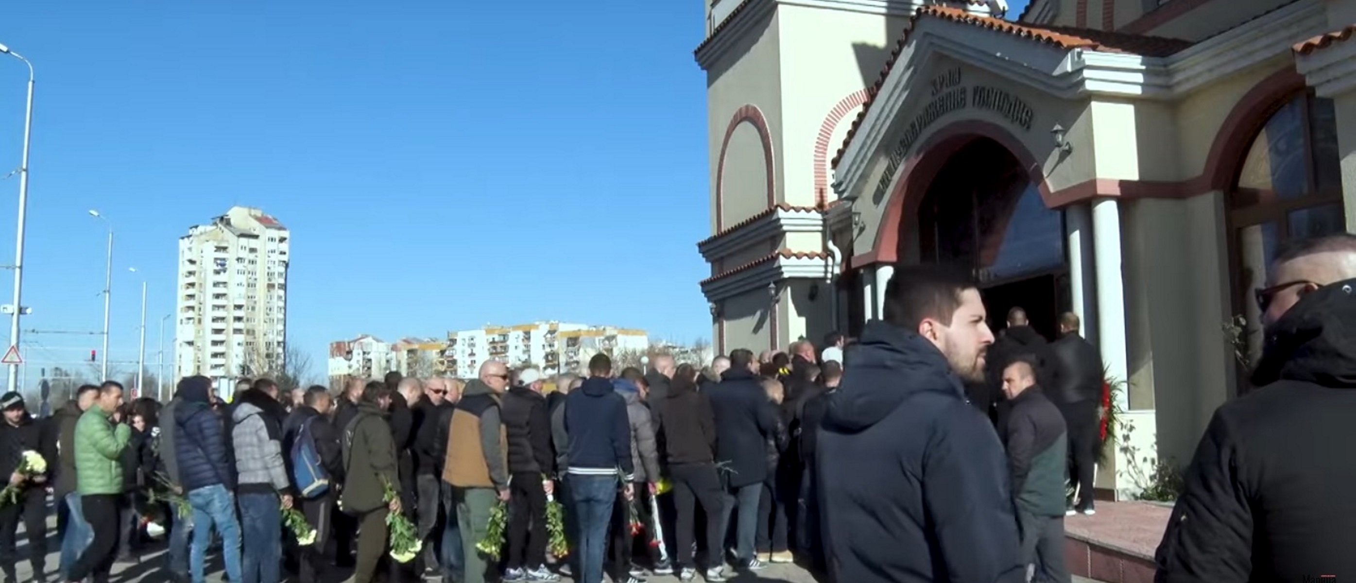 Νεκρός οπαδός: Θρήνος στην κηδεία! Στεφάνια από βουλγαρικές ομάδες και τον Αρη [video]