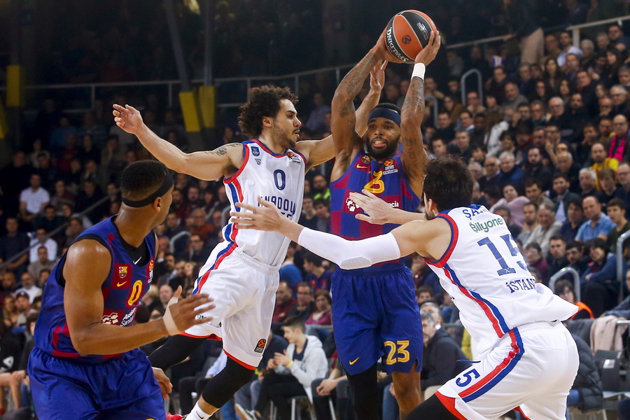Euroleague: “Τρένο” χωρίς στάσεις η Εφές! Οκτάδα ο Ερυθρός Αστέρας με “ήρωα” τον Πάντερ [videos]