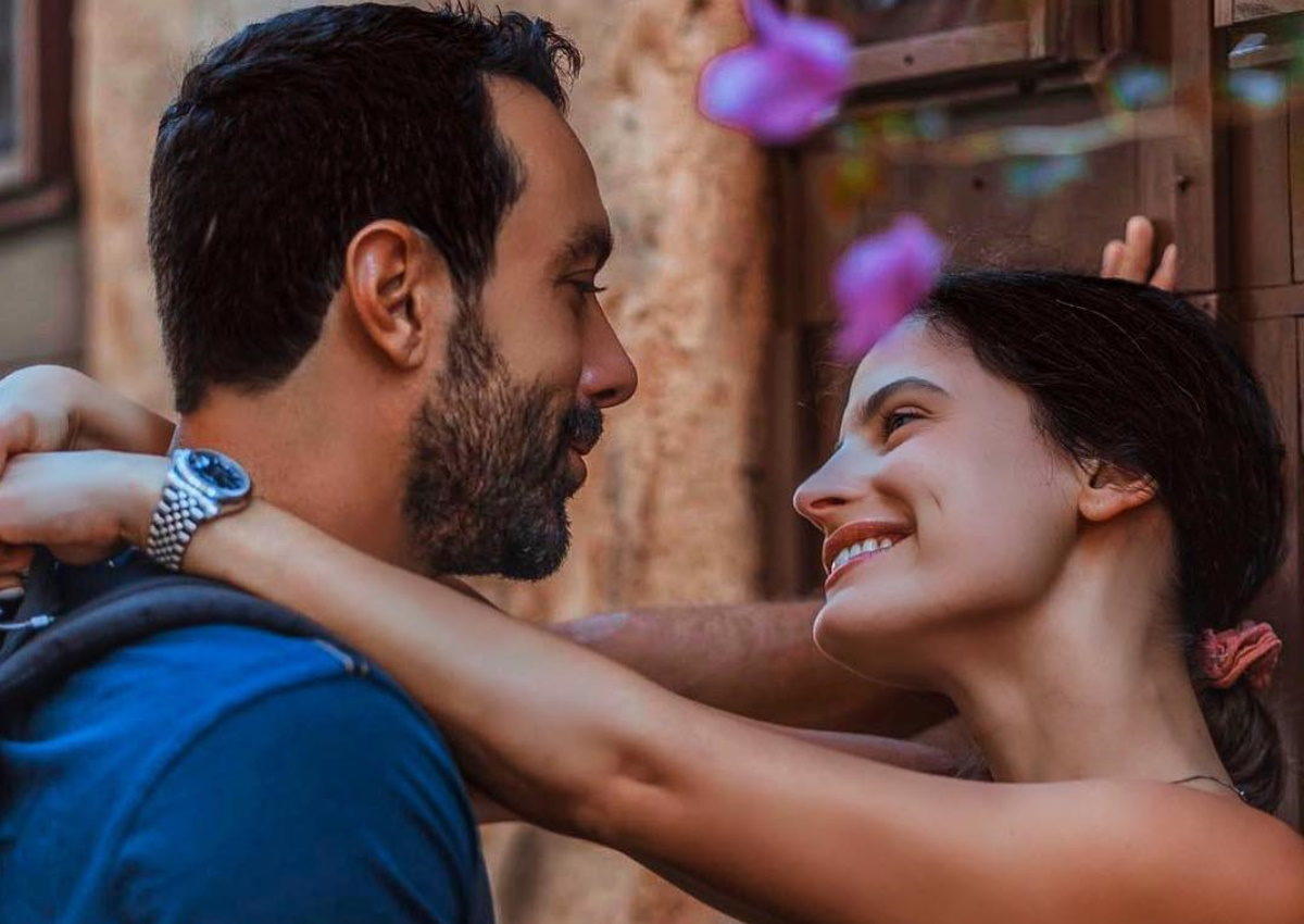 Χριστίνα Μπόμπα – Σάκης Τανιμανίδης: Θα πάθετε πλάκα μόλις δείτε το νέο σπίτι τους στο Κολωνάκι! Φωτογραφίες