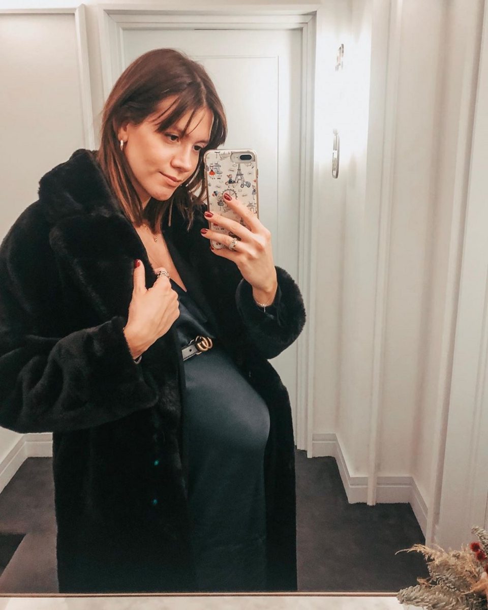 Νίκη Θωμοπούλου: Η γυμναστική που κάνει στον όγδοο μήνα της εγκυμοσύνης της [pic]