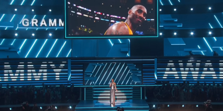 Grammy 2020: Η Alicia Keys τραγούδησε για τον Kobe Bryant και όλοι δάκρυσαν [video]