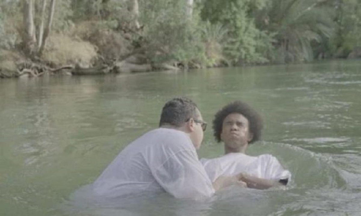 Βίντεο ντοκουμέντο: Ποιος άσος της στρογγυλής θεάς βαπτίστηκε στον Ιορδάνη;
