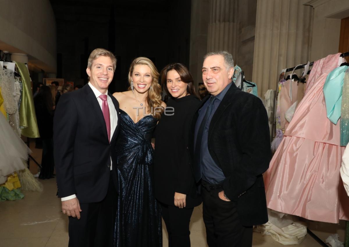 Σήλια Κριθαριώτη: Όλα όσα έγιναν στα backstage του fashion show της στο Λονδίνο! [pics]