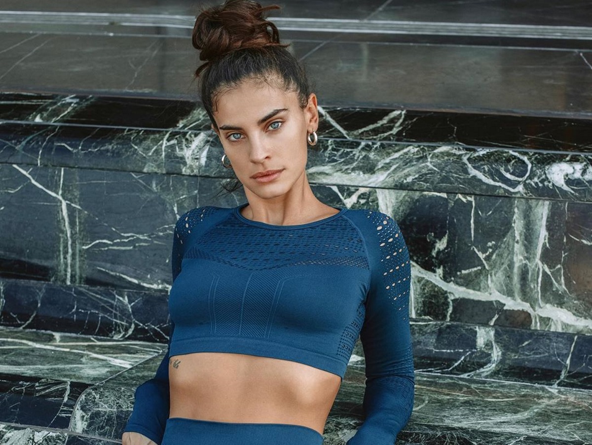 Χριστίνα Μπόμπα: «Λιώνει» στη γυμναστική και μας το… δείχνει!