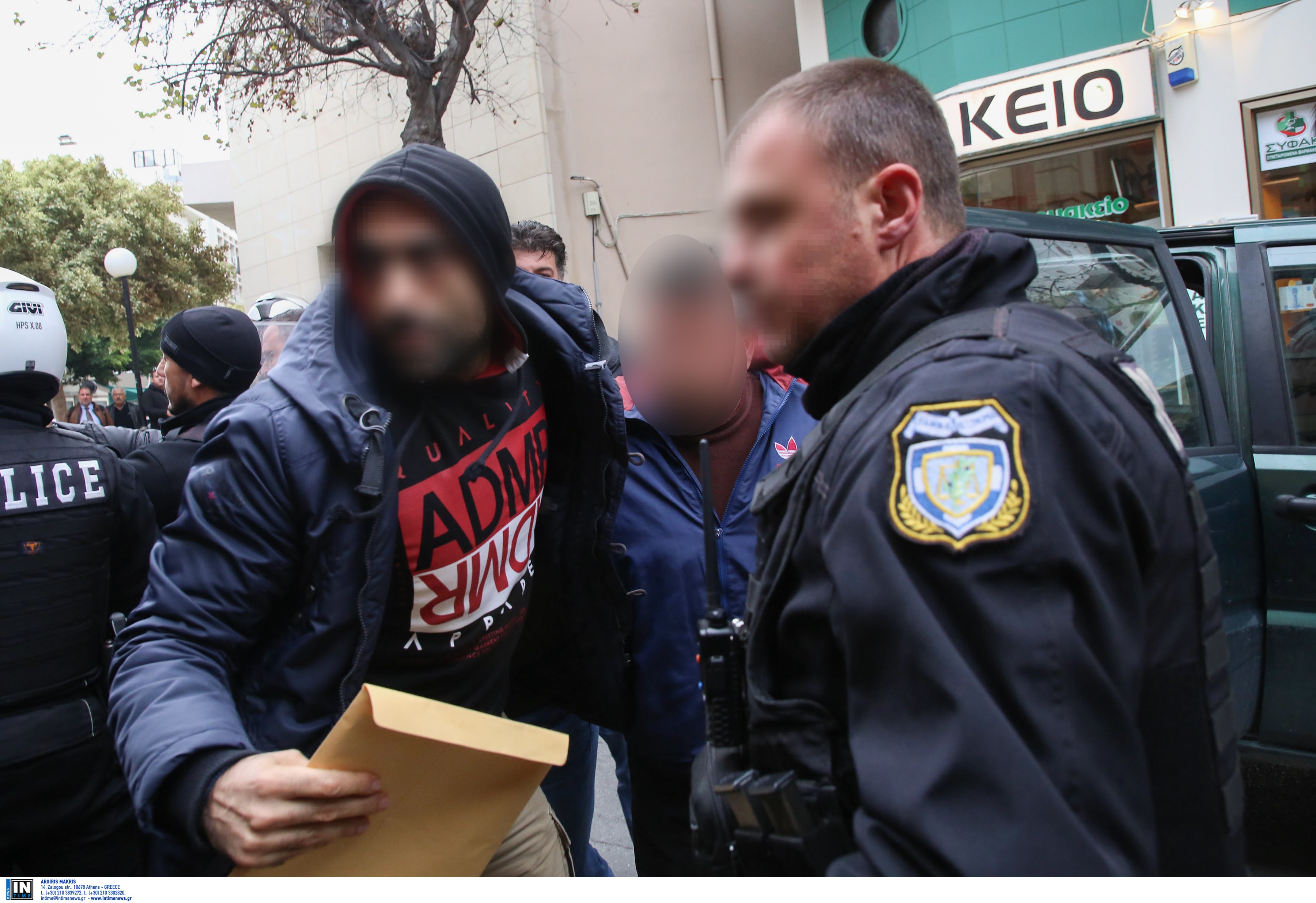 Ηράκλειο: Ξανά στα δικαστήρια για τη δολοφονία στις Μοίρες! Οργισμένοι οι συγγενείς του θύματος [pics]