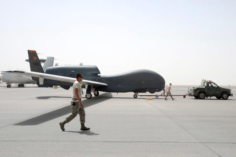 ΗΠΑ: Καταδικάστηκε πρώην αναλυτής της NSA – Αποκάλυψε στοχευμένες δολοφονίες με drones από την κυβέρνηση Ομπάμα
