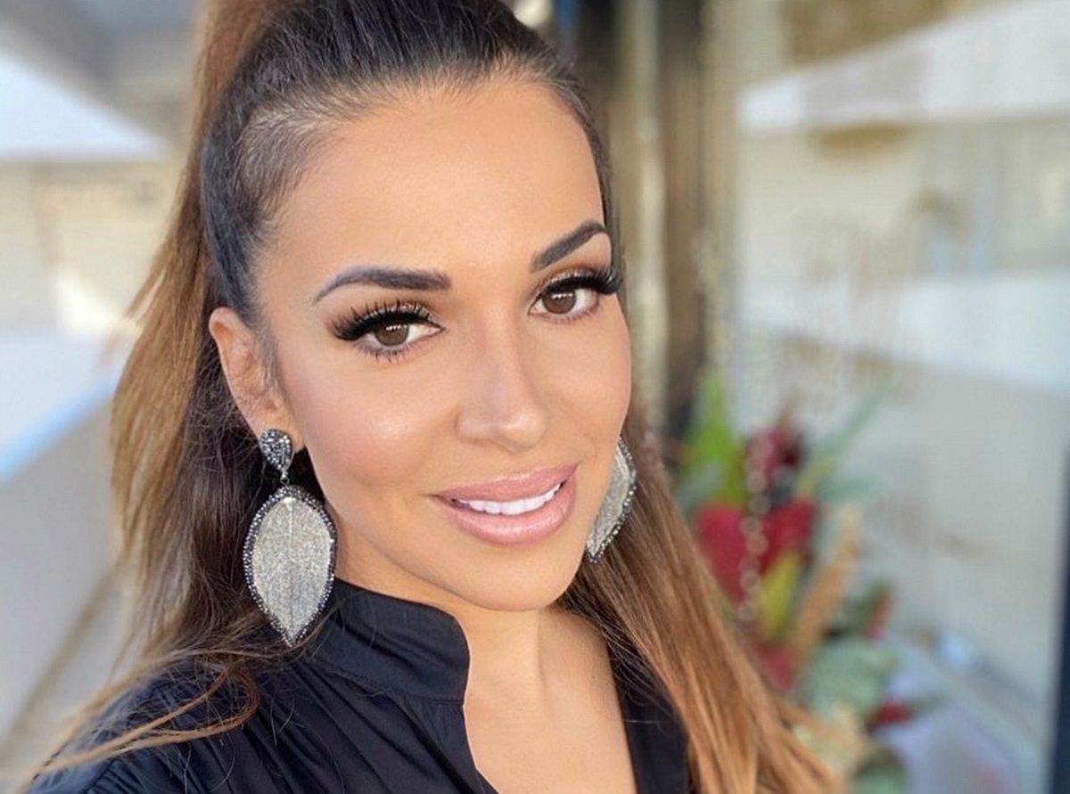 Ελένη Χατζίδου: Ποζάρει αγκαλιά με την κόρη της! Δείτε την τρυφερή φωτογραφία τους