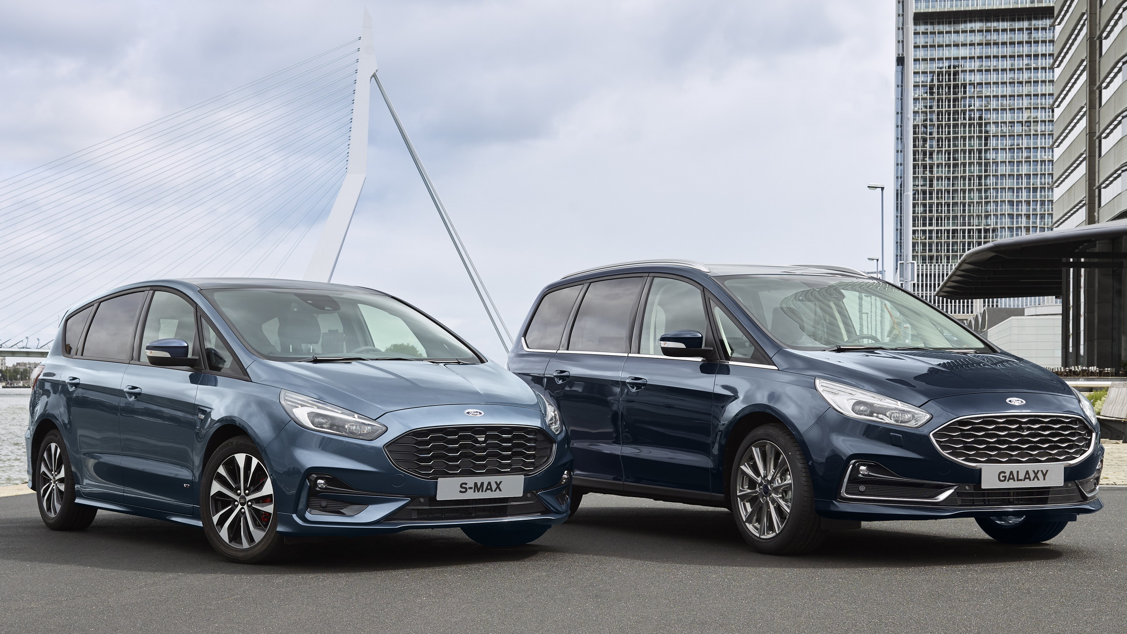 Νέα υβριδικά Ford S-MAX και Galaxy