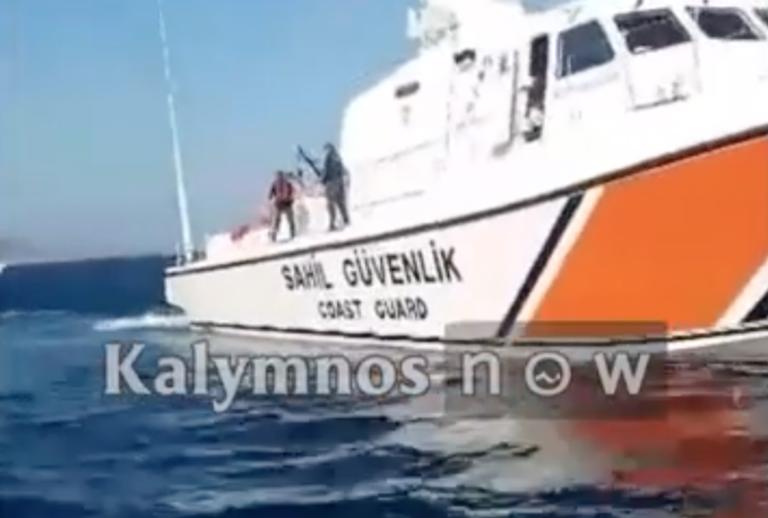 Οι πειρατές του Αιγαίου ξαναχτυπούν! Η στιγμή που Τούρκοι λιμενικοί κλέβουν το παραγάδι Ελλήνων ψαράδων στα Ίμια