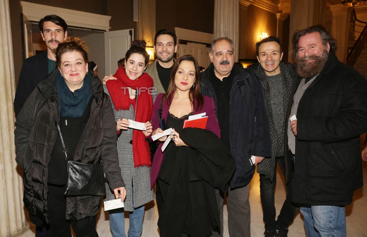 Άγριες Μέλισσες: Γιατί πήγαν θέατρο χθες οι πρωταγωνιστές; [pics]