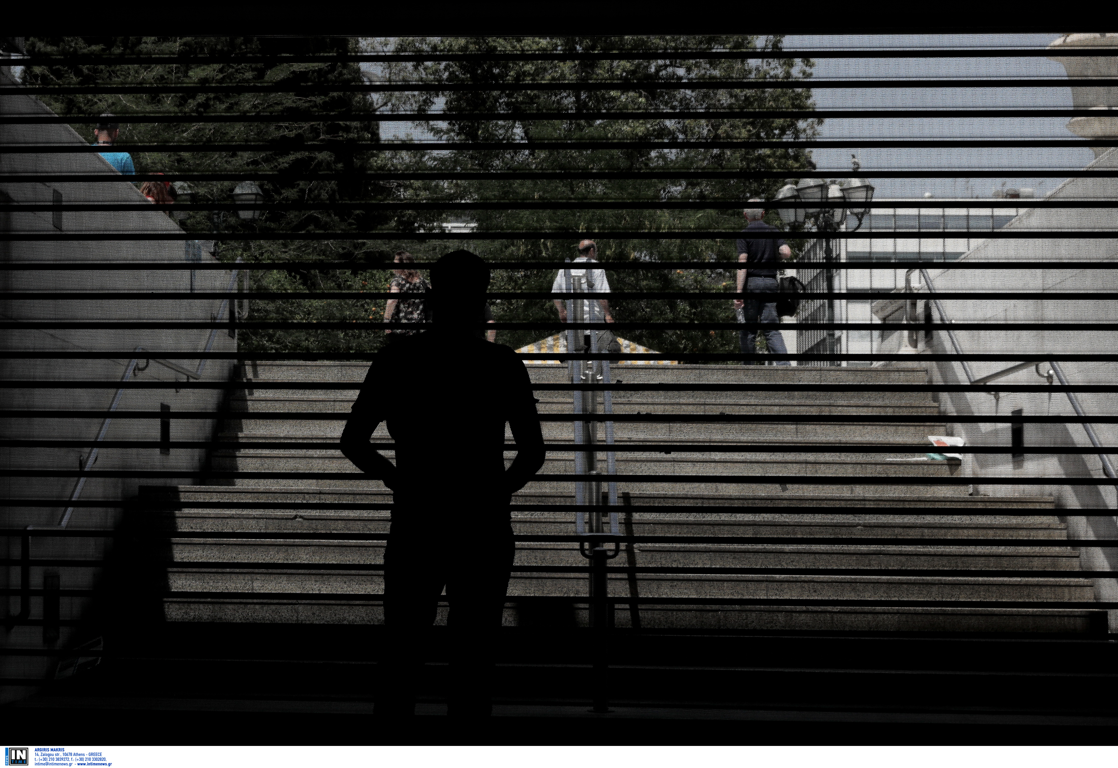 Κλειστός ο σταθμός του μετρό στο Σύνταγμα! Ταλαιπωρία για τους επιβάτες
