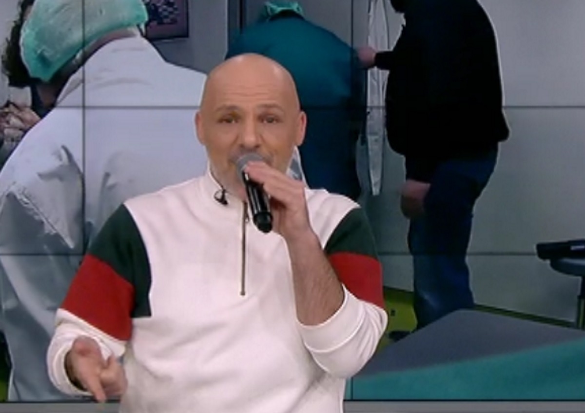 Αντέδρασε ο Μουτσινάς με τις νέες φάρσες του Πούμπουρα! «Δεν είναι ακόμα στη φυλακή, κακώς, αν με ρωτάς»