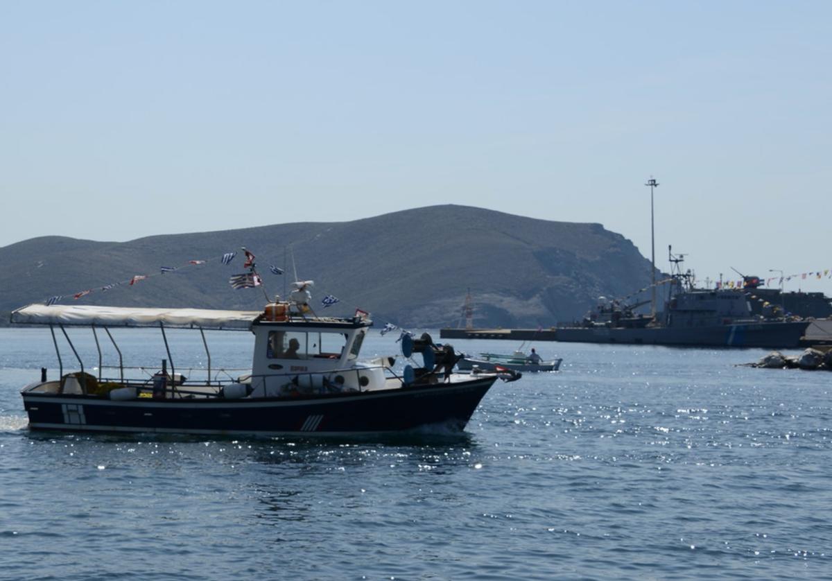 Ψαρά: Θρίλερ με τον θάνατο του ναυτικού που βρέθηκε να επιπλέει δίπλα στο πλοίο του