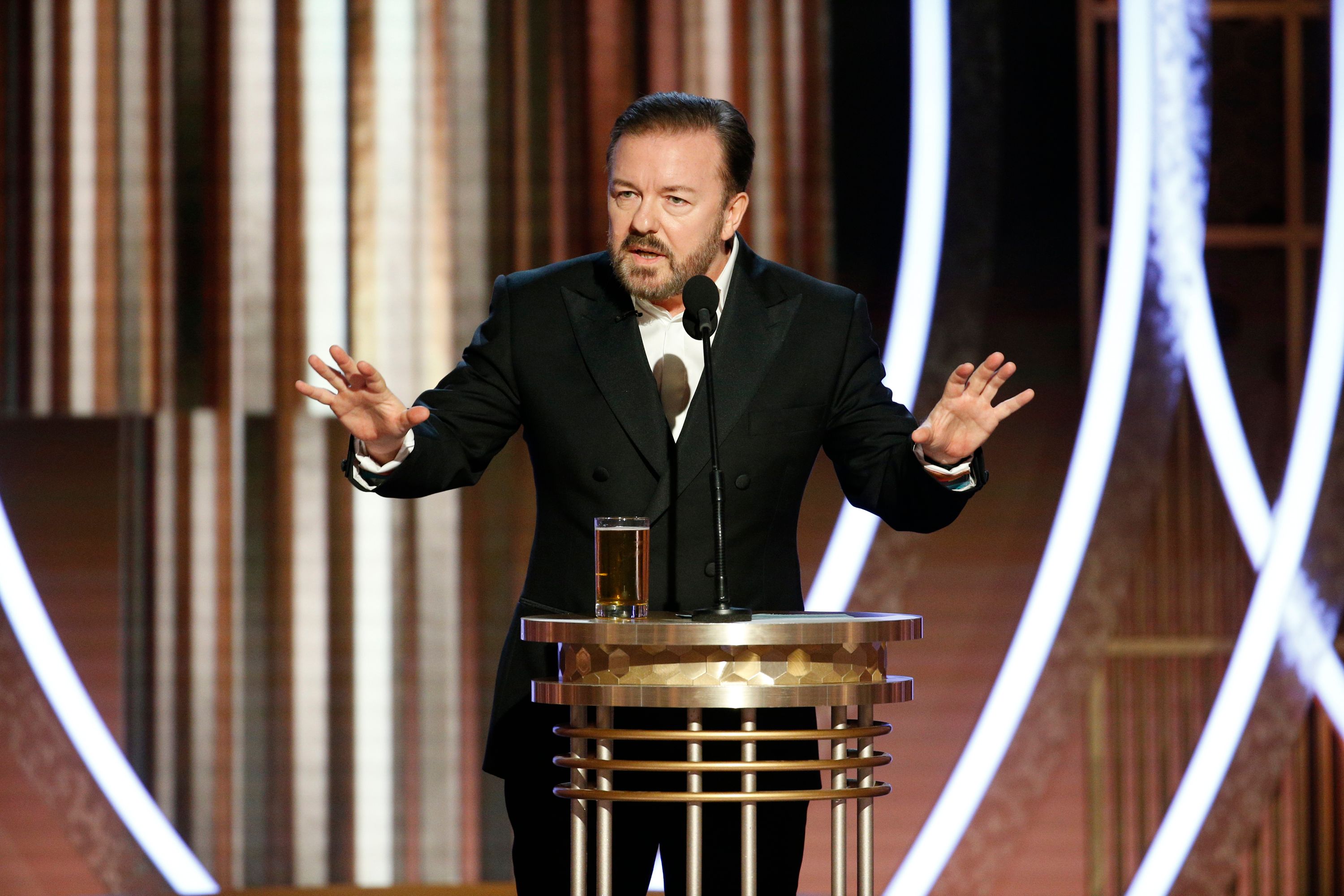 Χρυσές Σφαίρες: Ο Ricky Gervais δεν άφησε τίποτα όρθιο!