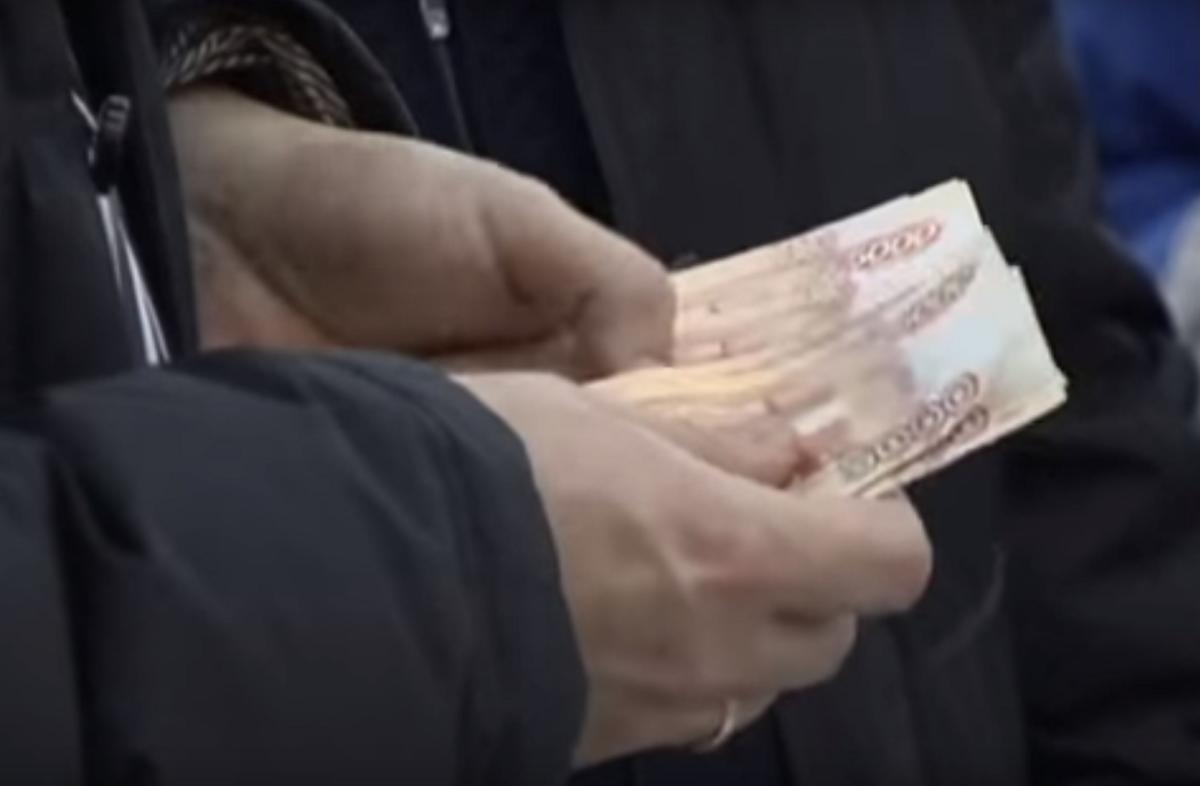 Ρωσία: Οι οικονομικές απώλειες από τη διαφθορά φτάνουν σε τρισεκατομμύρια ρούβλια