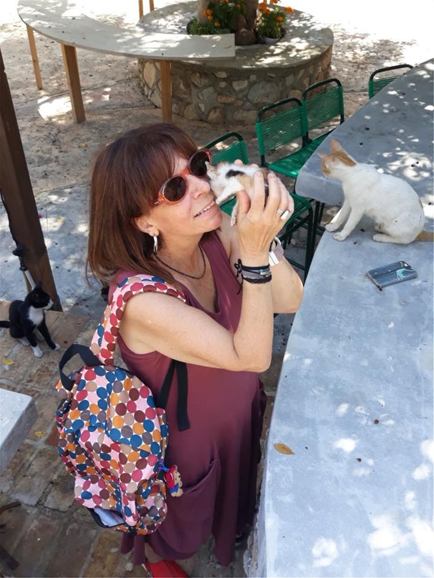 H άγνωστη Αικατερίνη Σακελλαροπούλου: η αγάπη της για τα ζώα και για τον Άρη Θεσσαλονίκης!
