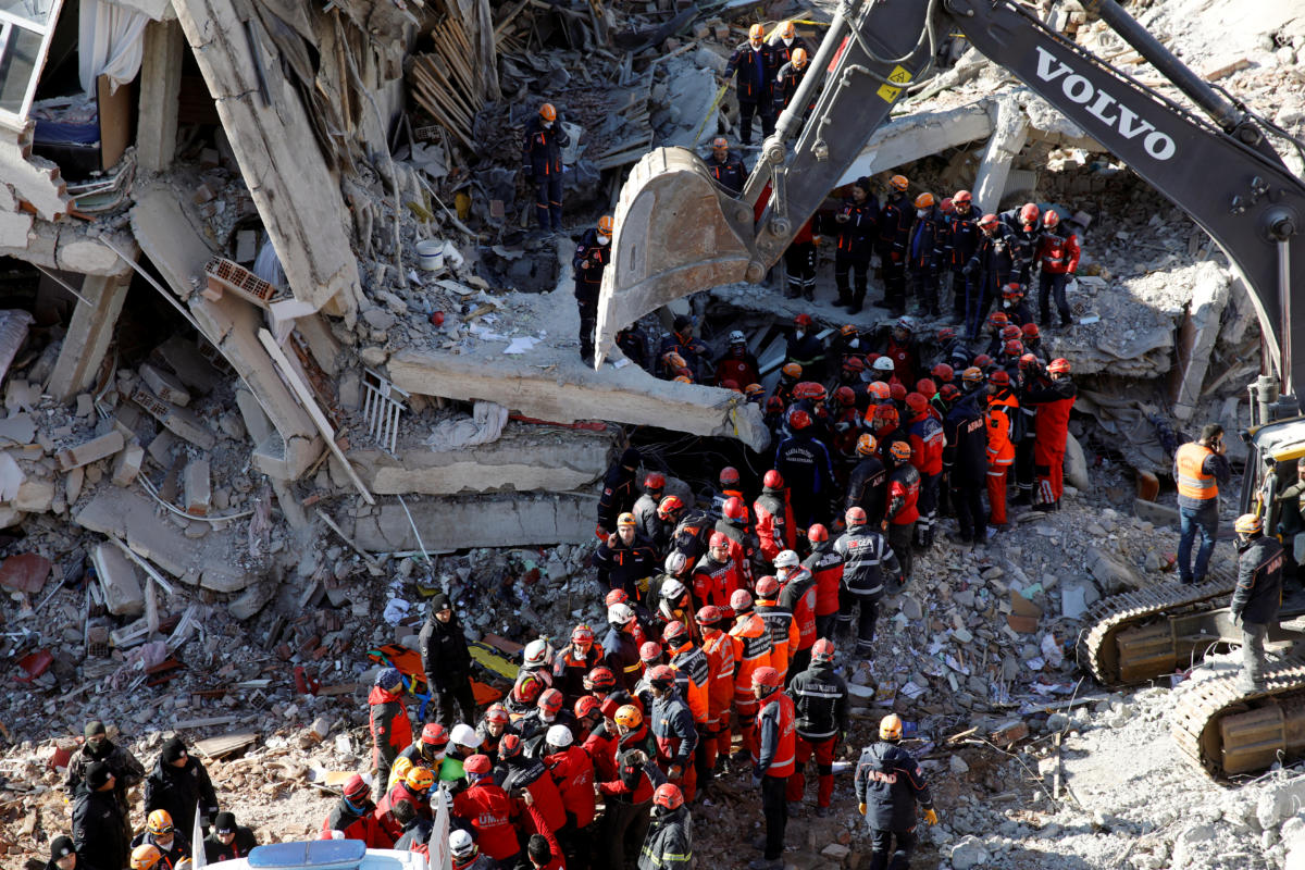 Σεισμός στην Τουρκία: Εξανεμίζονται οι ελπίδες για τον εντοπισμό επιζώντων [Pics]
