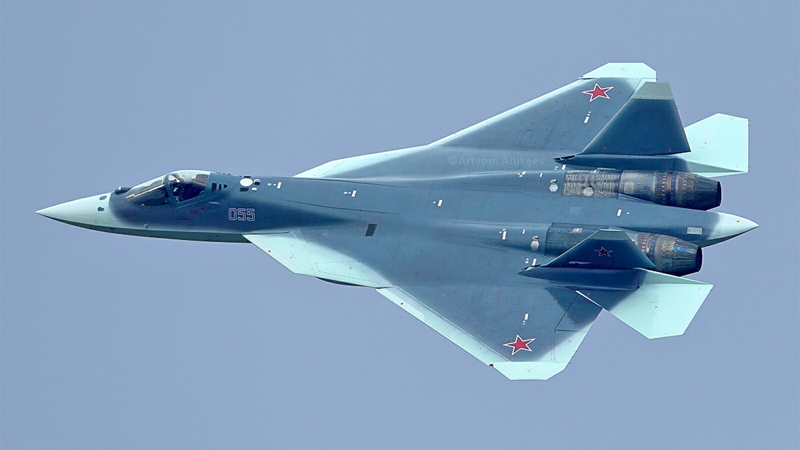 Το ρωσικό μαχητικό Su-57 κέρδισε τα “βλέμματα” στη Συρία και πλέον κοιτάει το F-35 κατάματα!